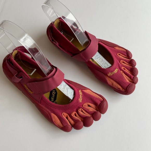 Vibram | Shoes | Vibram Fivefingers 
